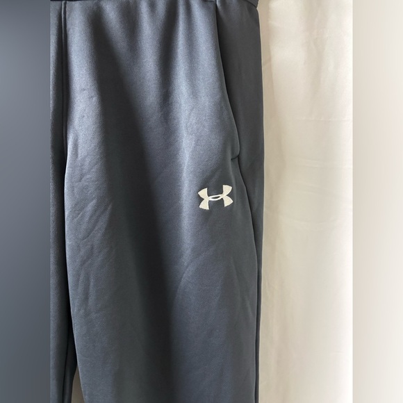 Under Armour Women’s Pull on Gray XL Jogger Pants - Picture 2 of 4